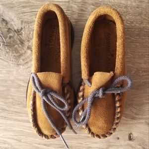Minnetonka Kids Moccasins in Brown and Gray